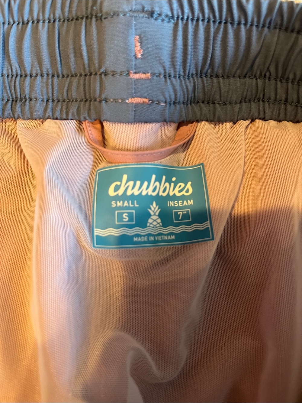 Chubbies men’s adult small swim trunks. Pink base with blue streak at the top. - Picture 5 of 5